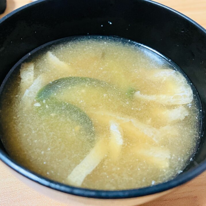 油揚げとナスの味噌汁